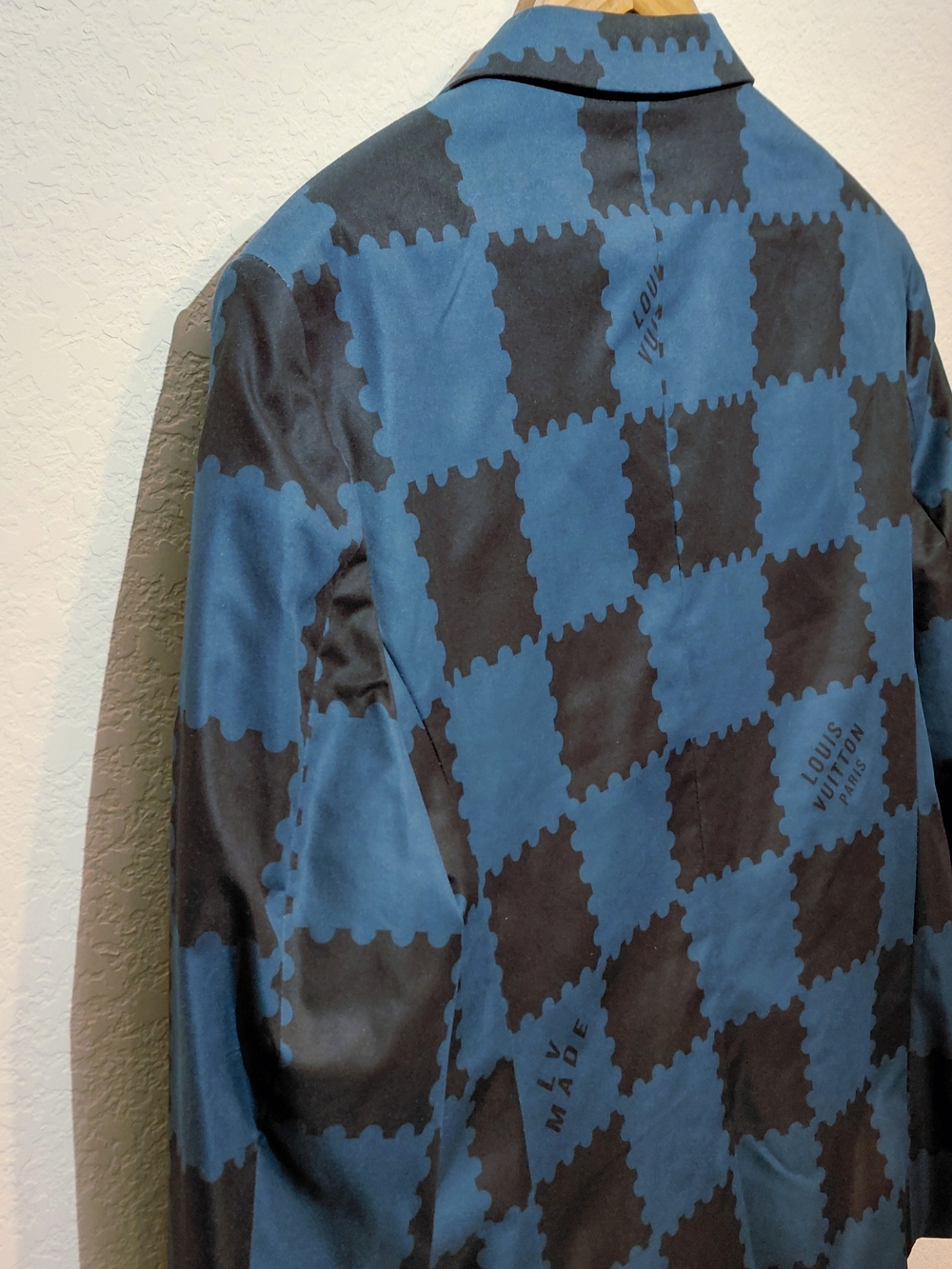 Louis Vuitton Men's Marque L.V Made Déposée Bold Blue & Black Checked Blazer 42R - Picture 9 of 12